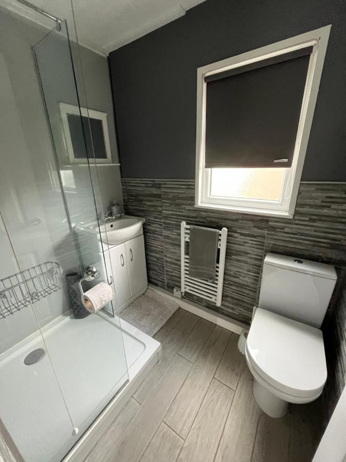 Holidayz Chalet 58: Pet-Friendly Beach Retreat in Hemsby Exterior photo